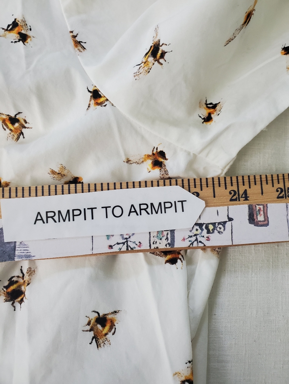 Victoria Beckham For Target Bee Print Banded Collar Short Sleeve Blouse Sz 1X - Picture 3 of 7